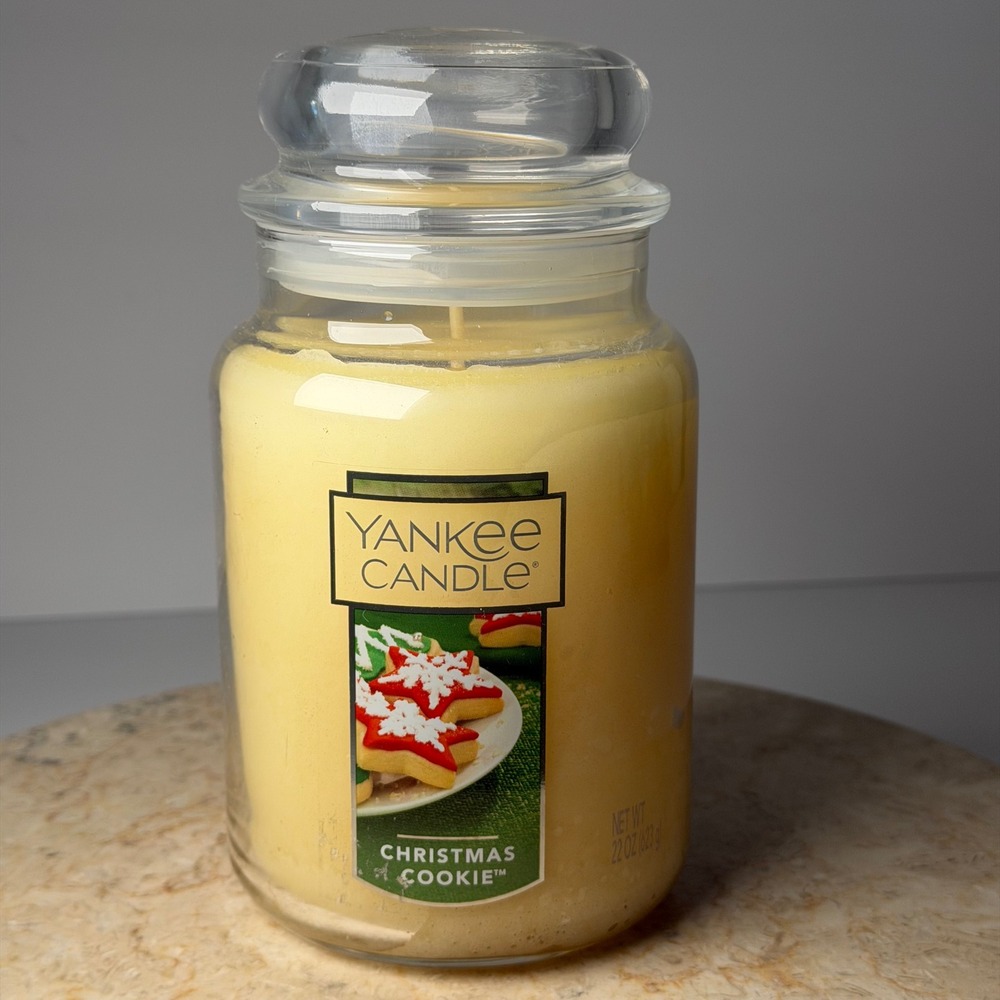 Yankee Candle Christmas Cookie 22 oz Cream Large Jar Single Wick Holiday Scent